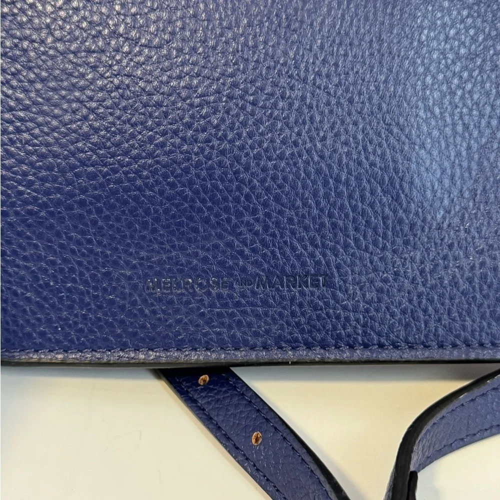 Melrose and Market deep blue/purple small crossbody